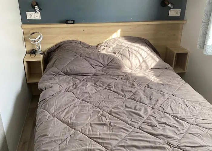 Le Refuge Aquatique: Mobil-home Confort En 4 étoiles Campsite