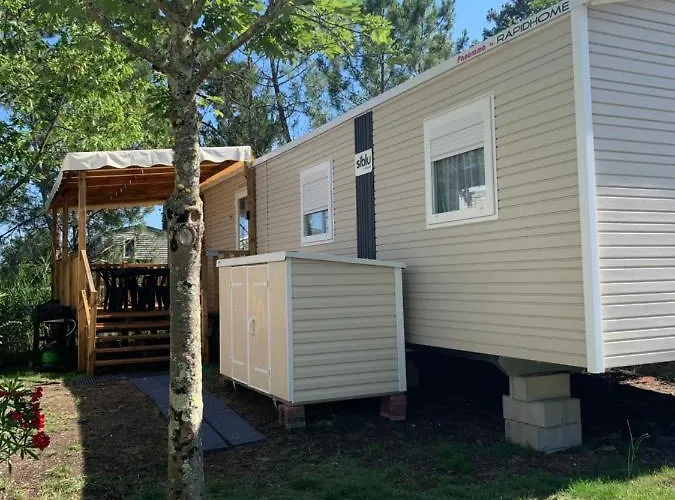 Envie D Un Break De Paysages Sauvages Et De Nature Ce Mobile Neuf Confort Climatise Idealement Situe Au Bord De L Eau Dans Un 4 Etoiles Vous Attend Pour Un Week End Quelques Jours Ou Des En Famille